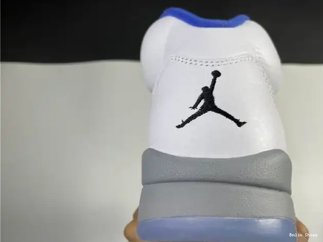 Bmlin Jordan Stealth Retro White DD0587-140 5 Air (2021) 0514